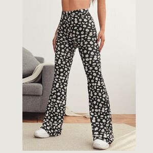 Comfy High Rise Black Floral Scalloped Bell Bottoms